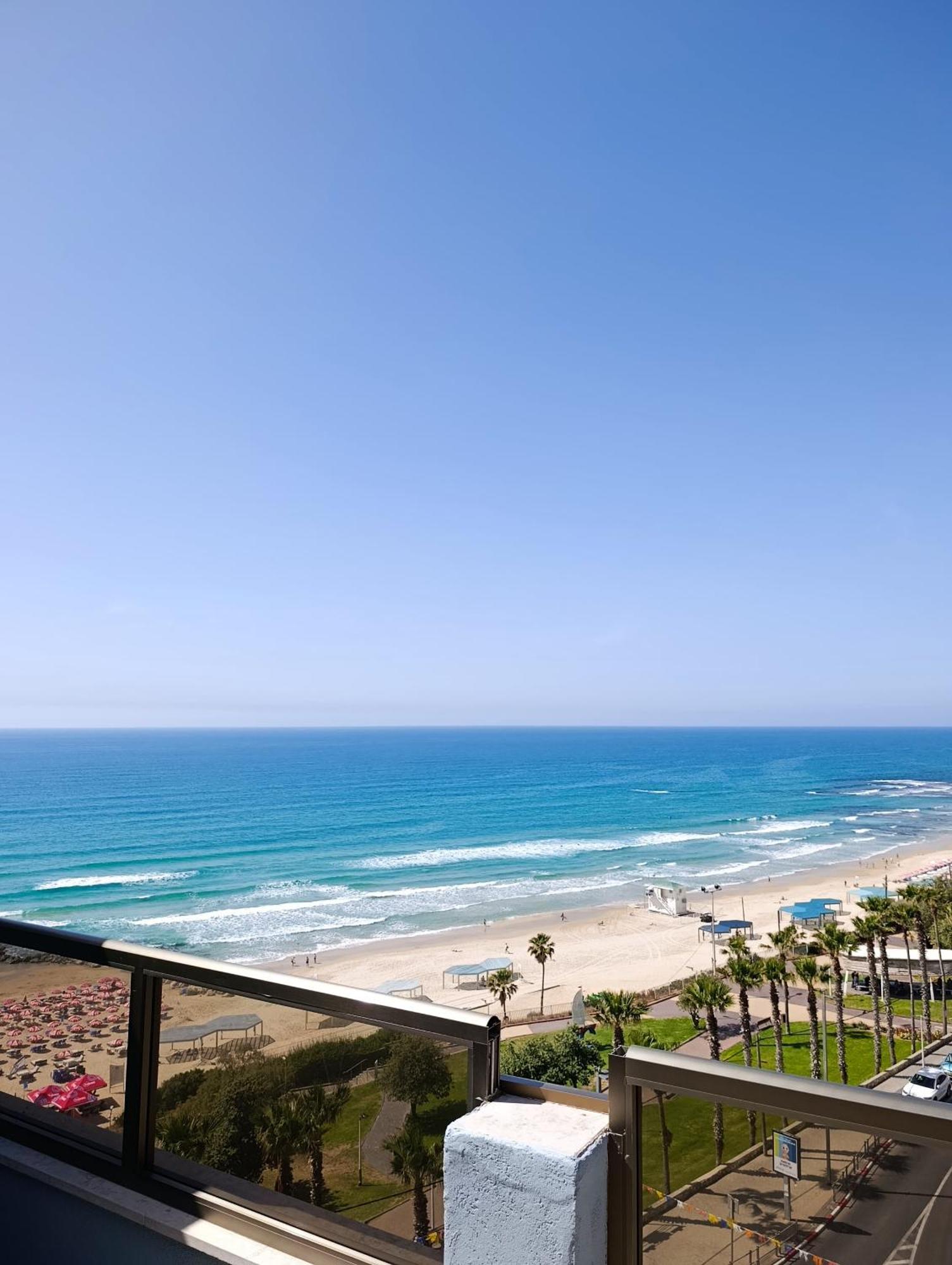 Penthouse Apartment On The Beach Bat Yam Værelse billede