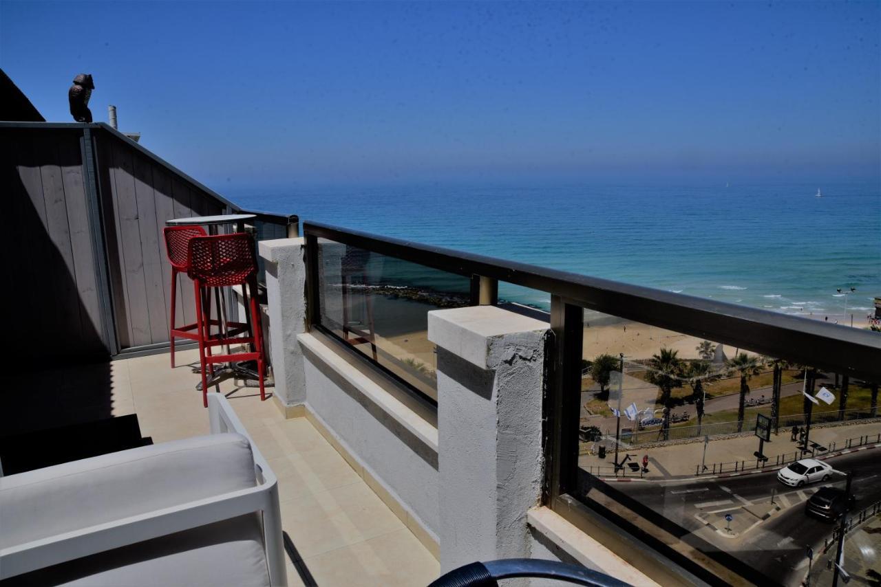 Penthouse Apartment On The Beach Bat Yam Eksteriør billede