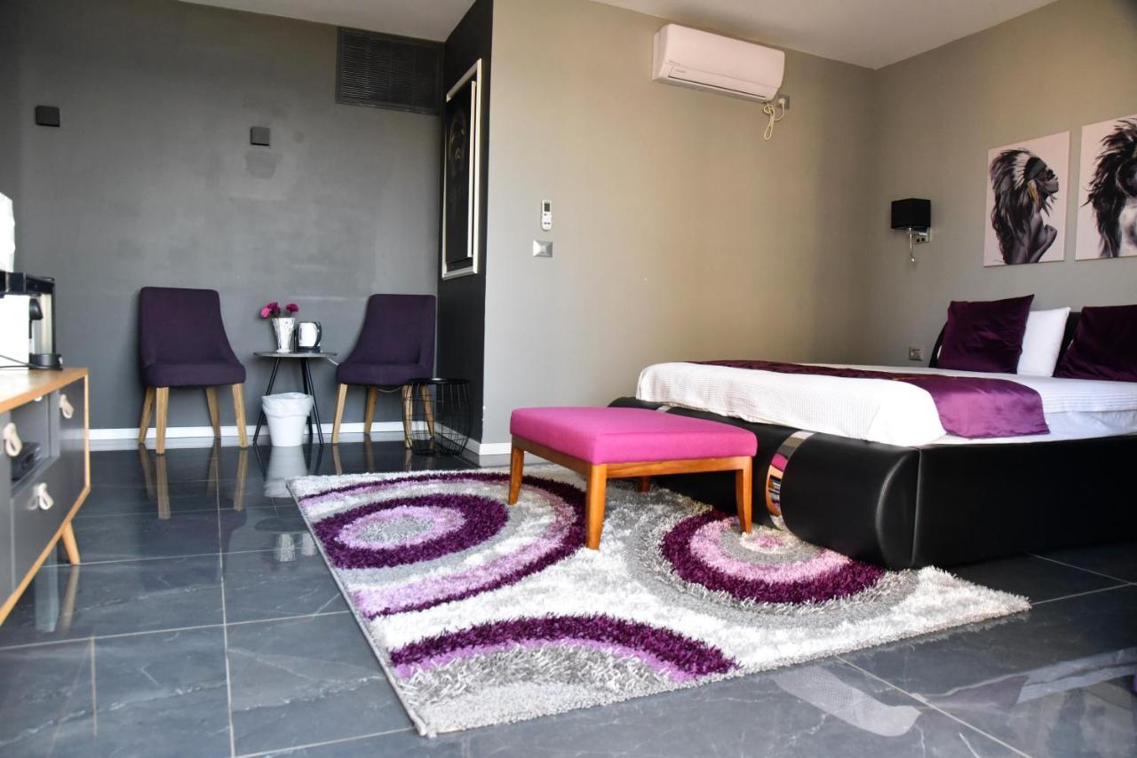 Penthouse Apartment On The Beach Bat Yam Eksteriør billede